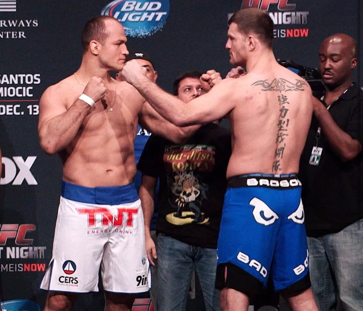 UFC on Fox: dos Santos vs. Stipe Miocic Signed Event Poster SBC MINT!